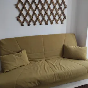 https://comfy-condo-otopeni.bucharesthotelsnow.com